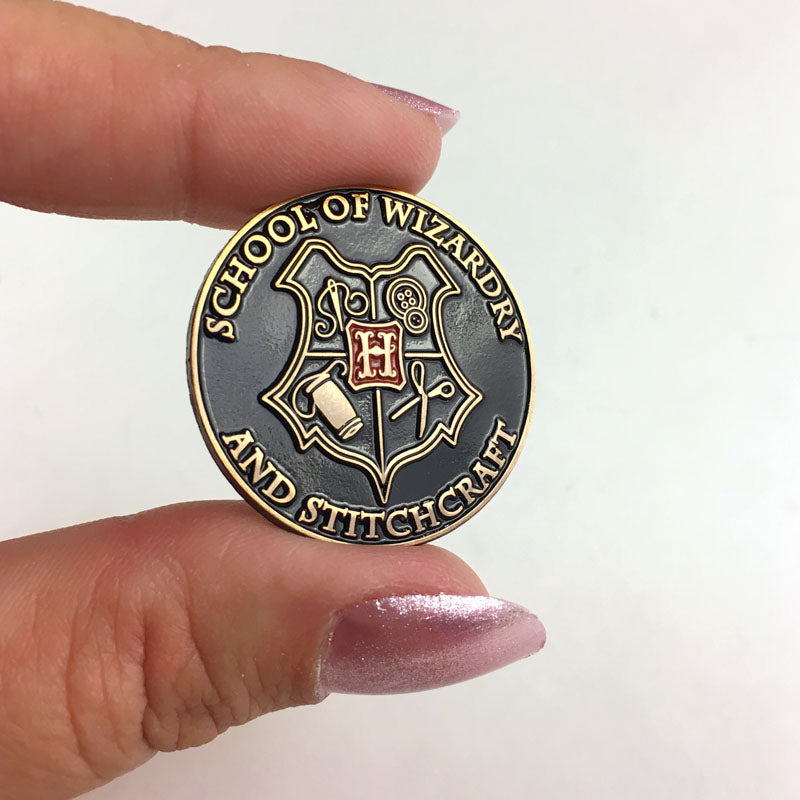 School of Wizardry and Stitchcraft : Wizard School Needle Minder or Magnet
