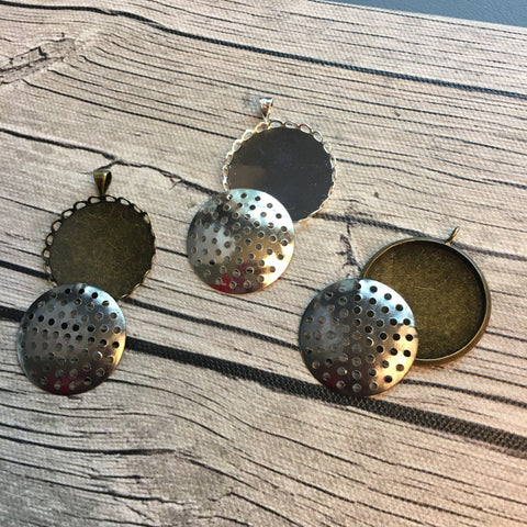 Stitchable empty Cross Stitch - Embroidery Pendants Set of 3 | DIY Cross Stitch Necklace Charm | Empty Mini Frame for Stitched Jewelry Charm