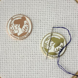 Resting Stitch Face Yellow Gold Magnetic Needle Minder