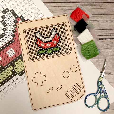 Stitchable Wooden Retro Video Game Handheld Console