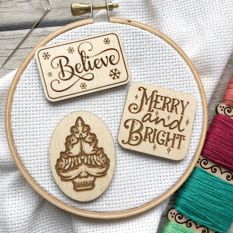 Christmas Tree, Merry & Bright, Believe Snowflakes Engraved Wooden Needle minders