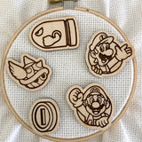 BUNDLE: Stitchable Wooden Video Game Handheld Console & Icon Needle Minder