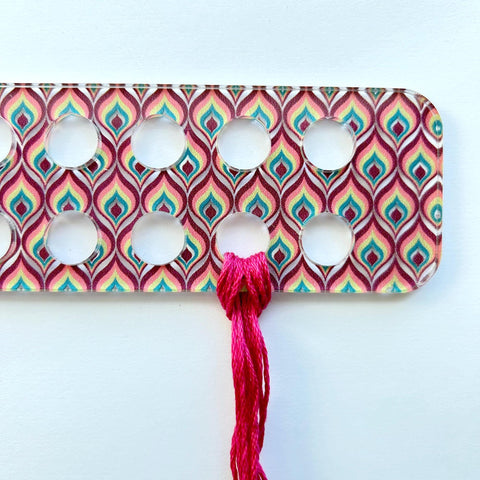 Peacock Feather Inspired Embroidery Floss Organizer for 20 Colors | Rainbow Geometric Transparent Thread Holder