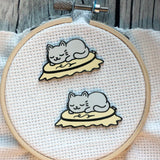Sleepy Kitty On Embroidery Hoop Magnetic Enamel Needle Minder