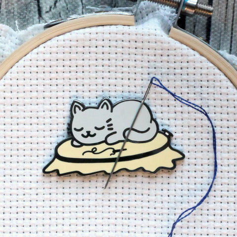 Sleepy Kitty On Embroidery Hoop Magnetic Enamel Needle Minder
